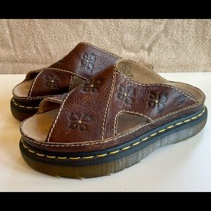 Dr. Martens Vintage Flower Sandals Size 7